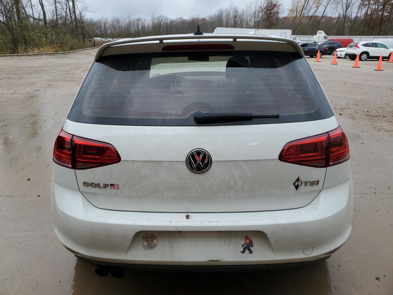 2016 Volkswagen Golf - Image 6
