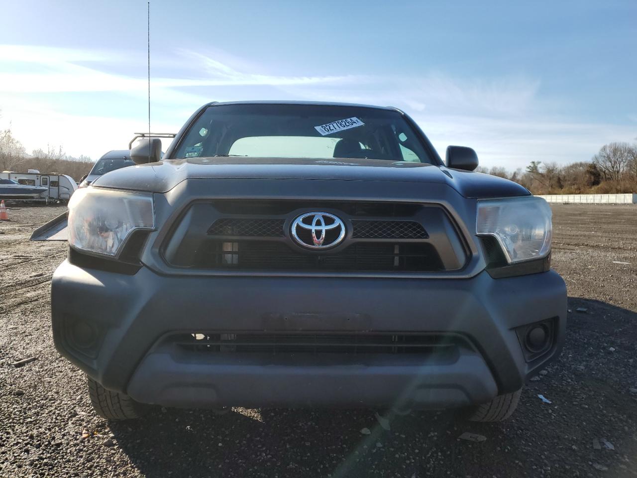 2015 Toyota Tacoma - Image 5