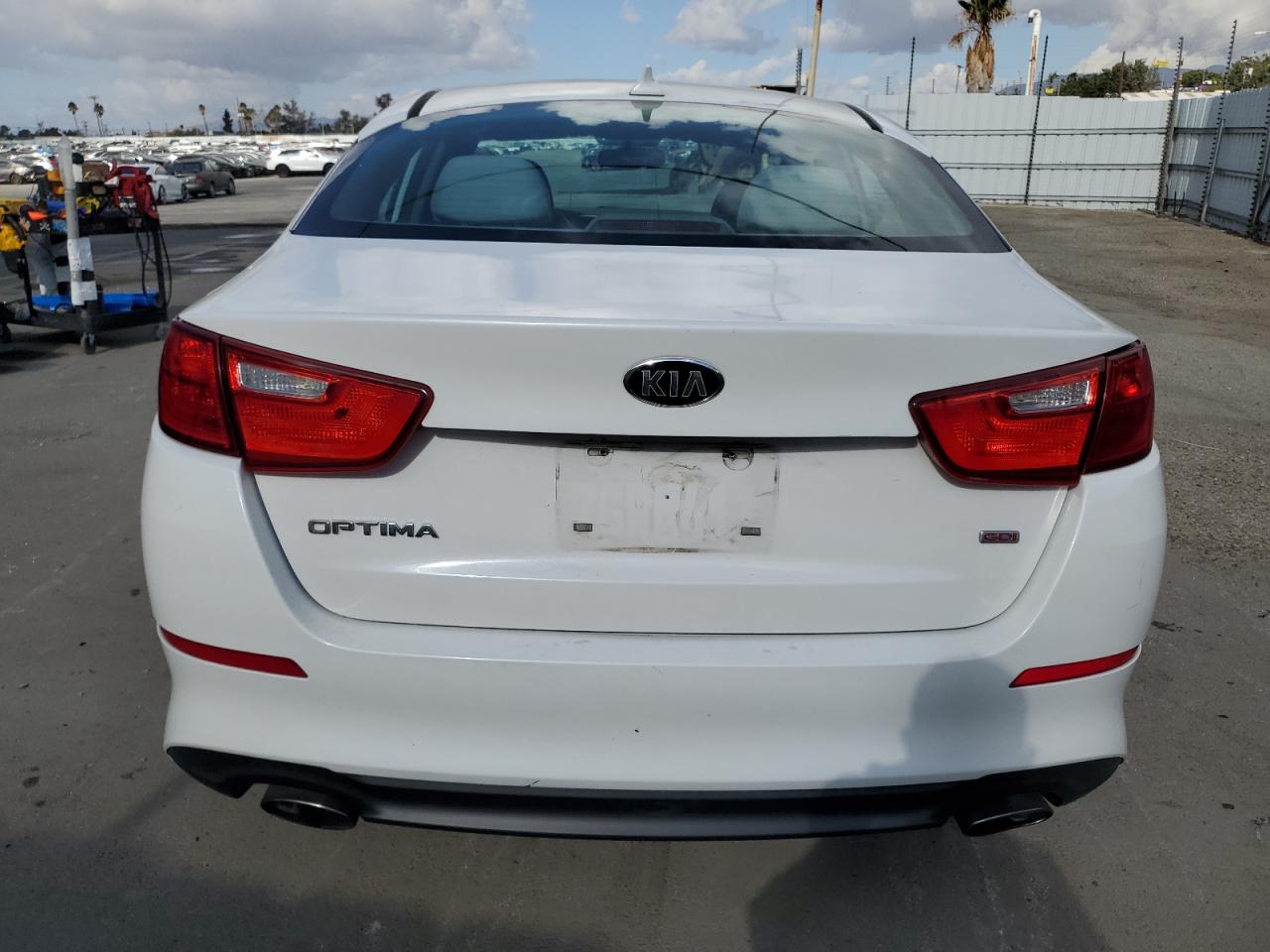 2015 Kia Optima Lx VIN: 5XXGM4A76FG383908 Lot: 81131884