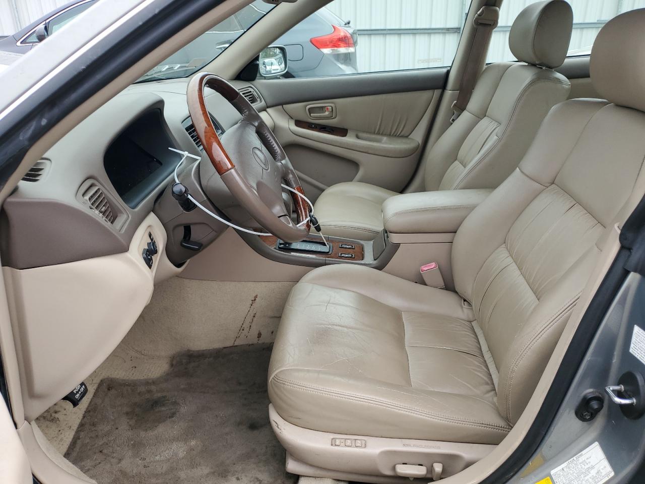 2001 Lexus Es 300 VIN: JT8BF28G810307467 Lot: 79974534