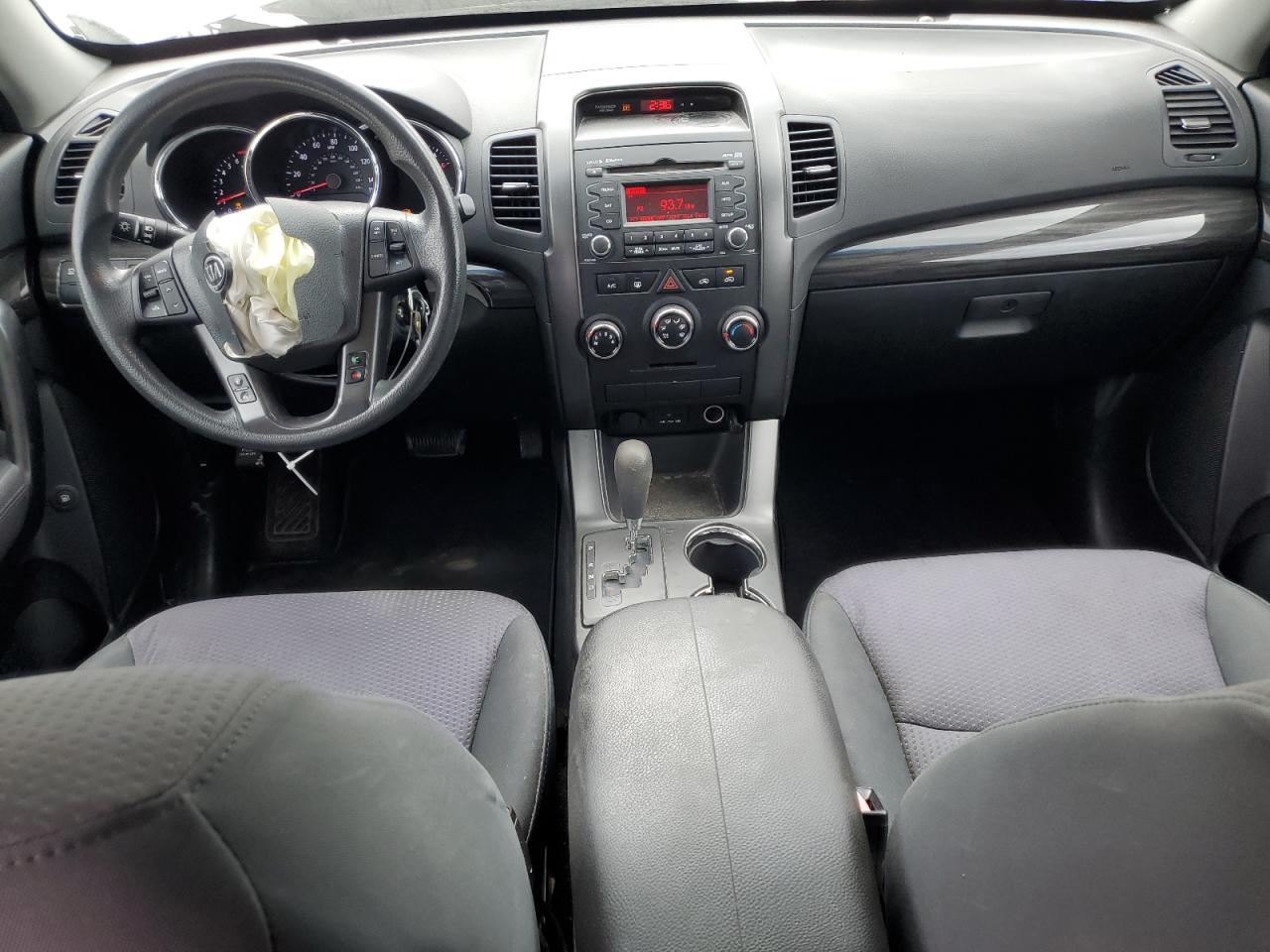 2013 Kia Sorento - Image 8