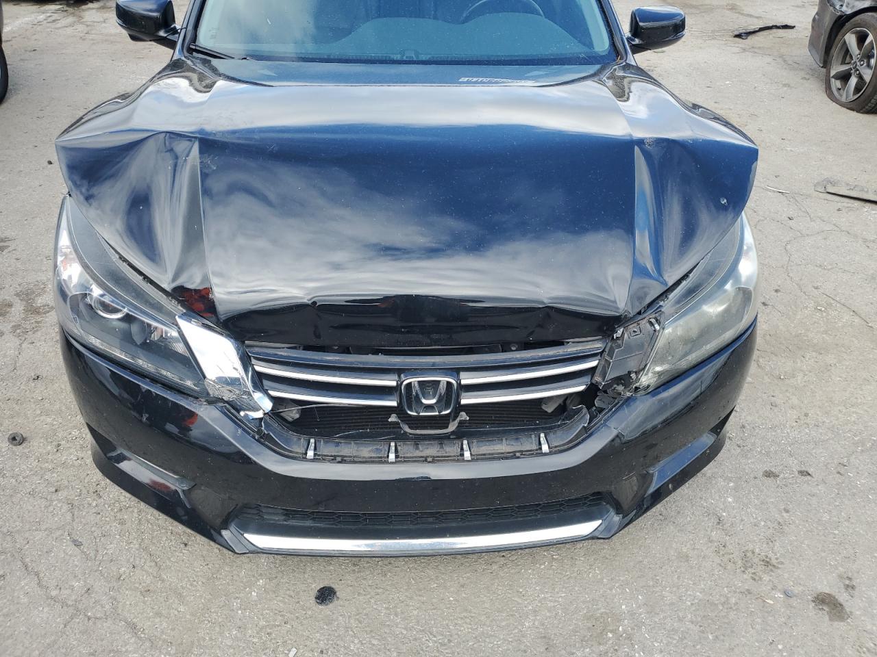 2013 Honda Accord - Image 11