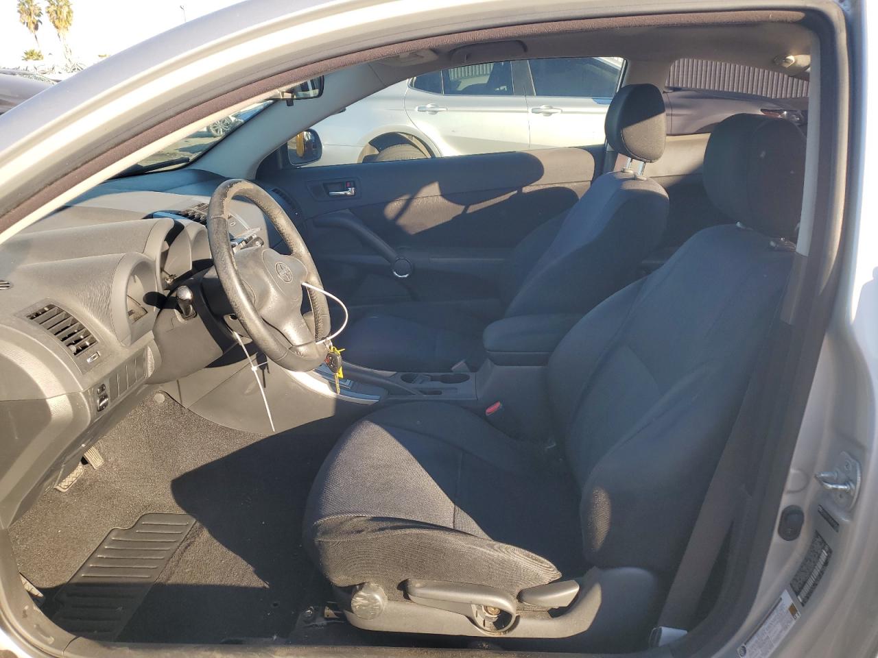 2005 Scion tC - Image 7