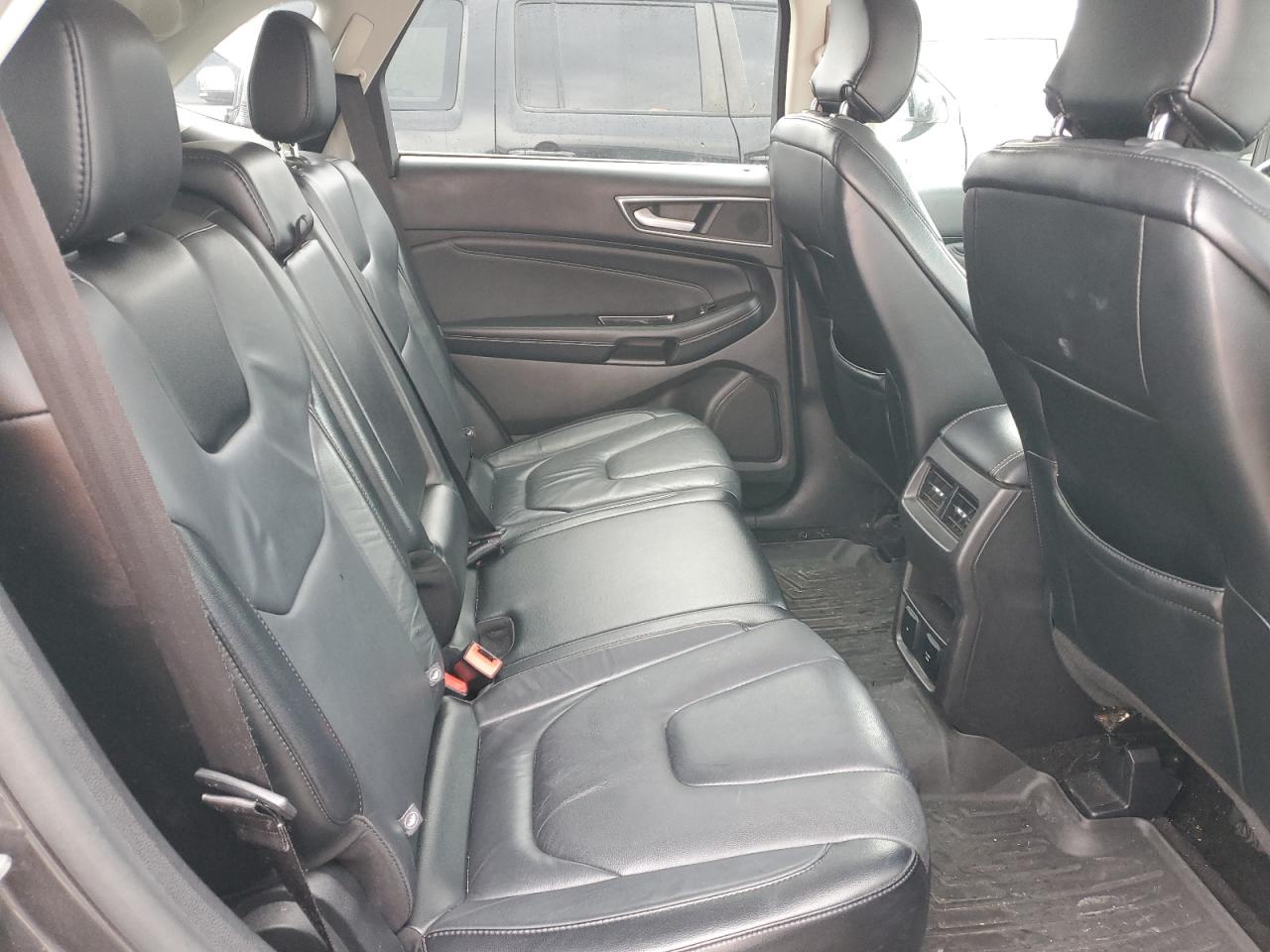 2016 Ford Edge - Image 11