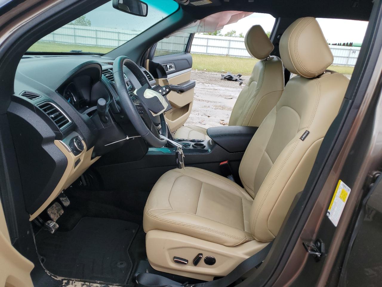 2016 Ford Explorer - Image 7