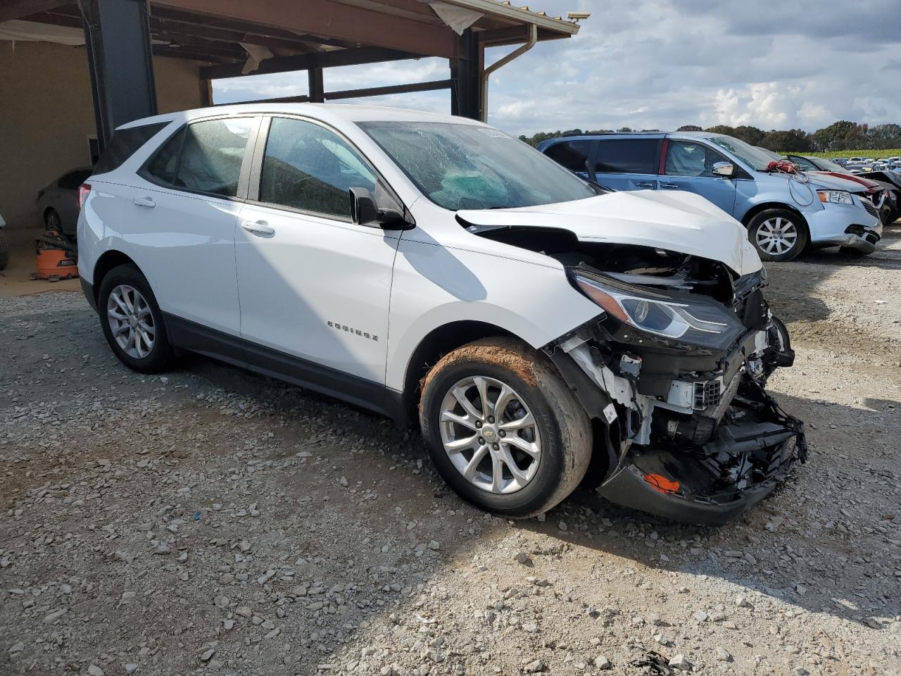 2020 Chevrolet Equinox - Image 4