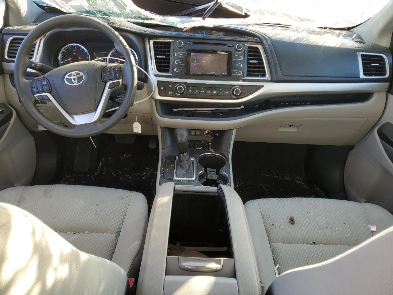 2019 Toyota Highlander - Image 8