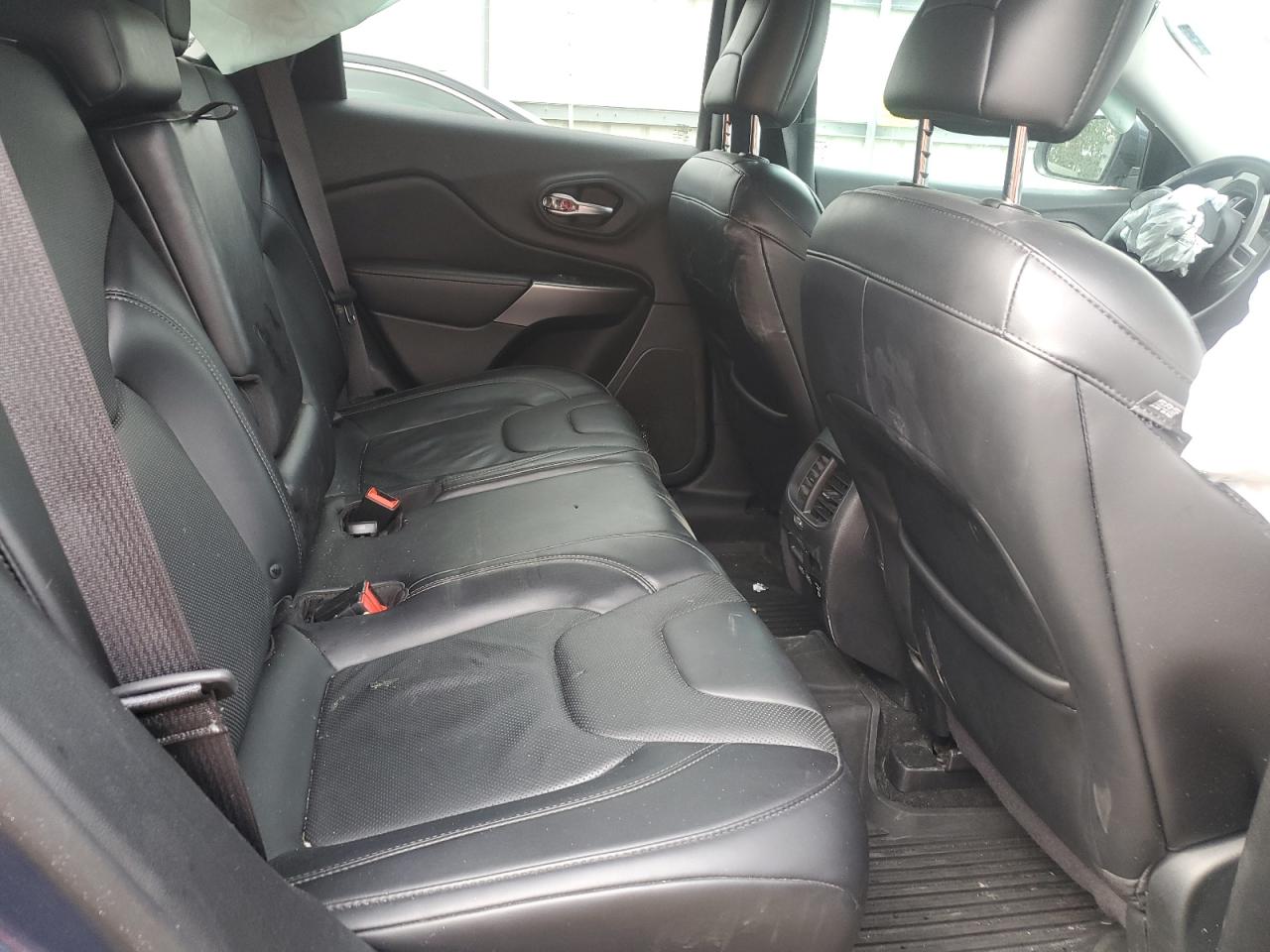 2019 Jeep Grand Cherokee - Image 10