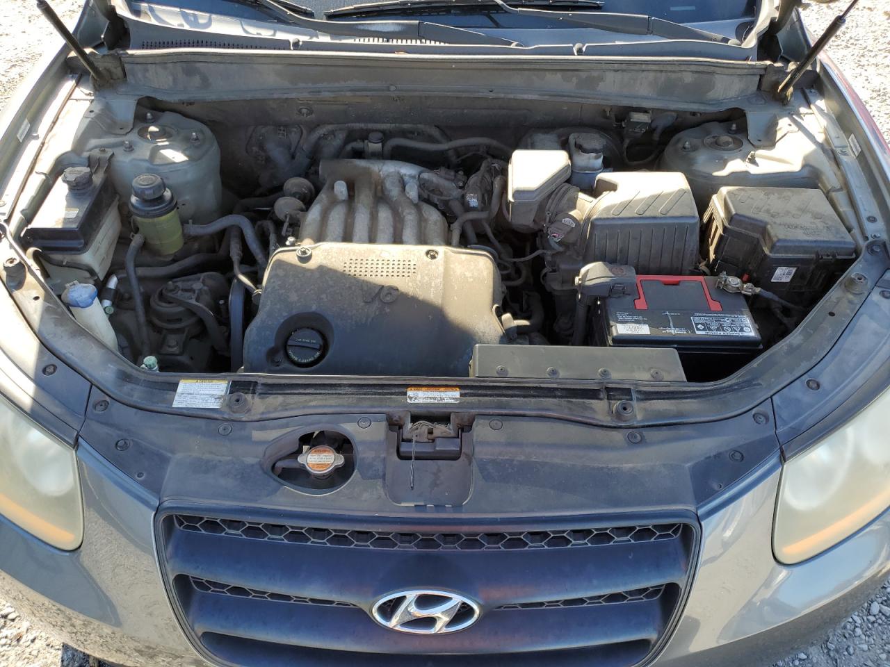 2009 Hyundai Santa Fe - Image 12