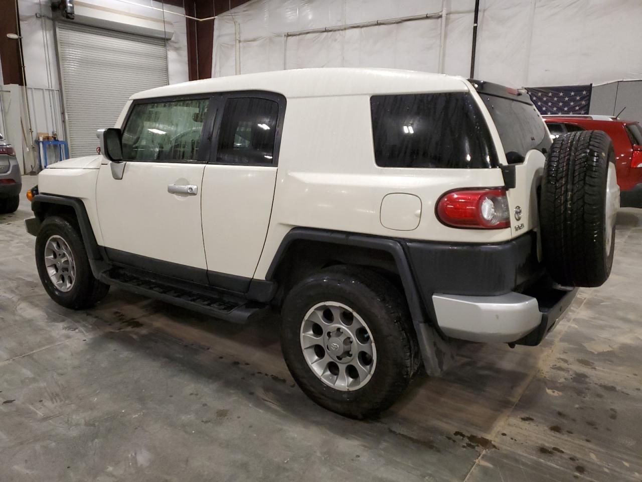 VIN JTEBU4BF5DK152707 2013 TOYOTA FJ CRUISER no.2