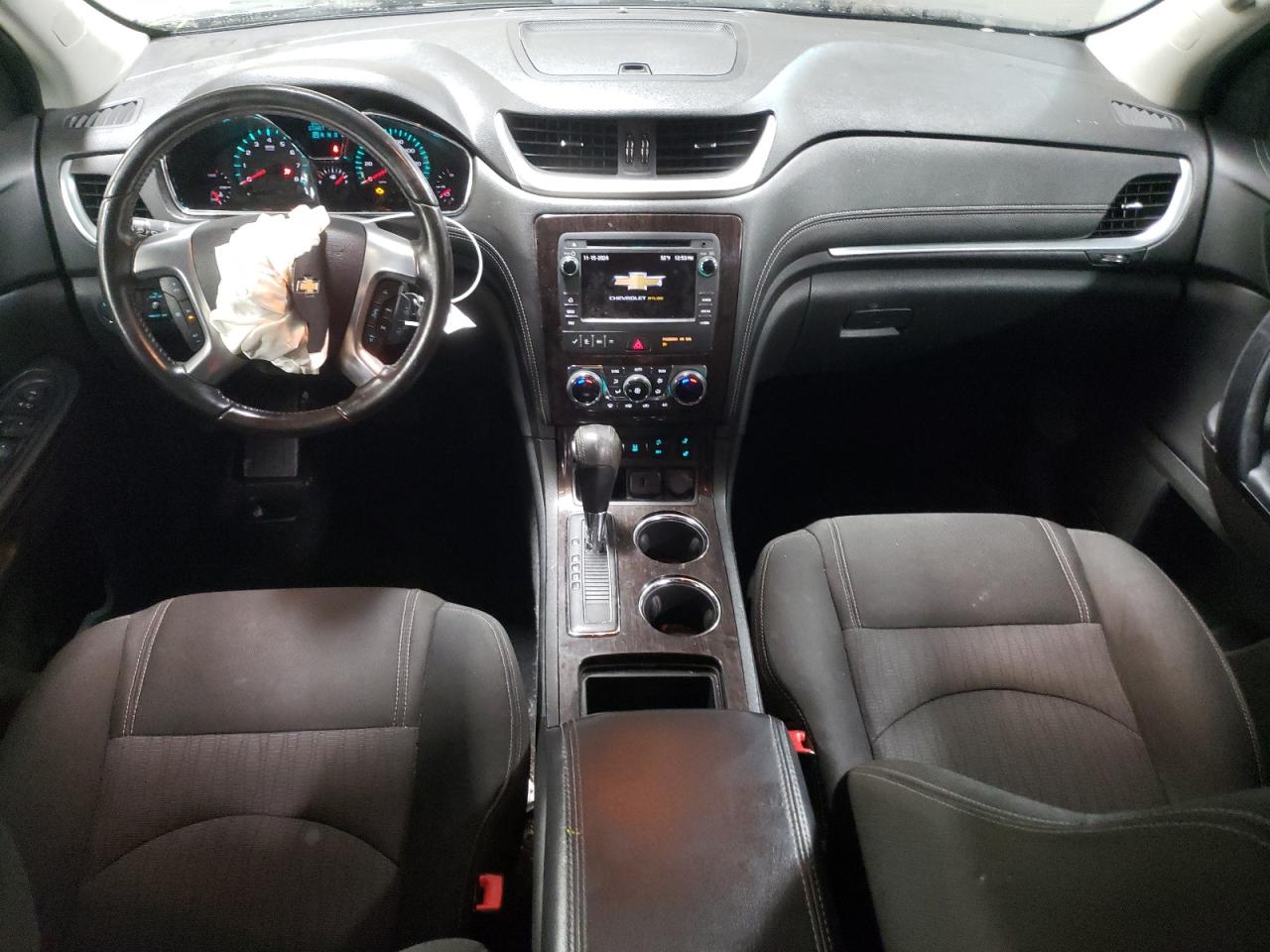 2017 Chevrolet Traverse - Image 8