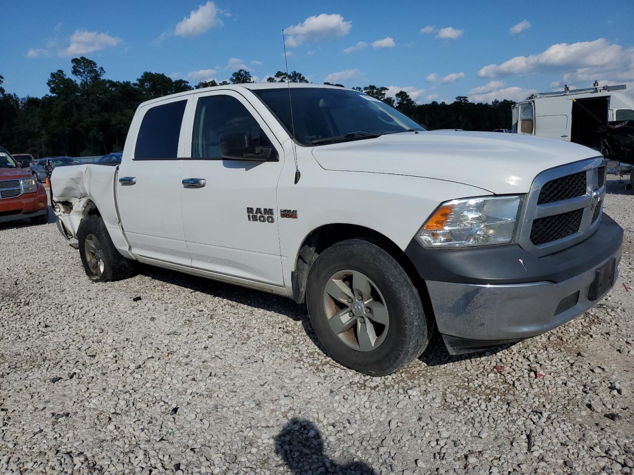 2016 RAM 1500 - Image 4