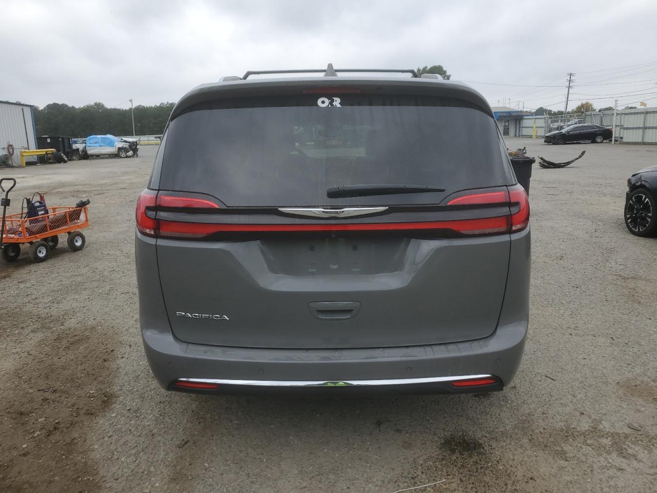 2021 Chrysler Pacifica - Image 6