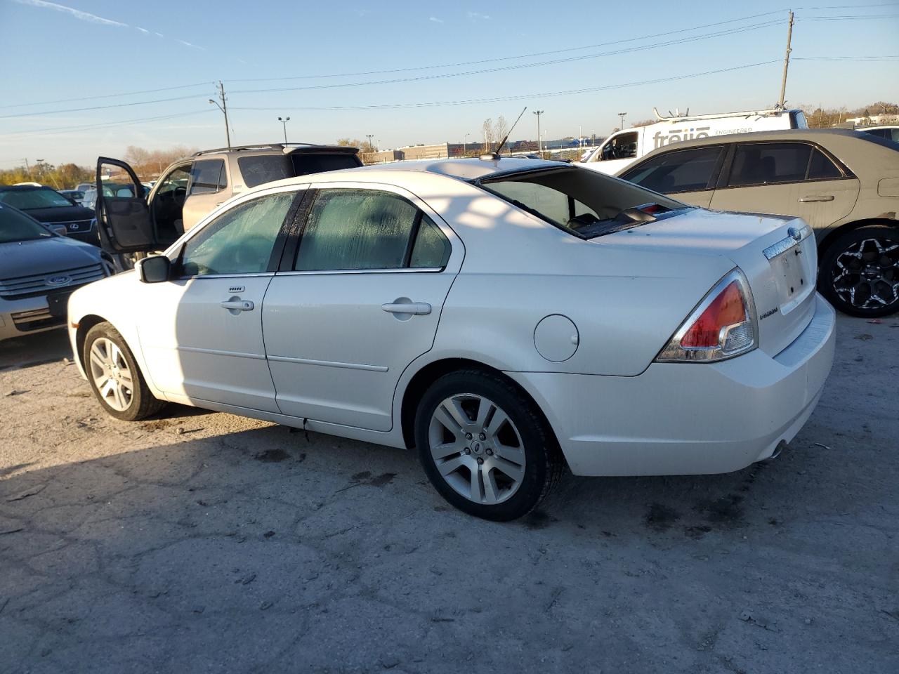 2009 Ford Fusion - Image 2