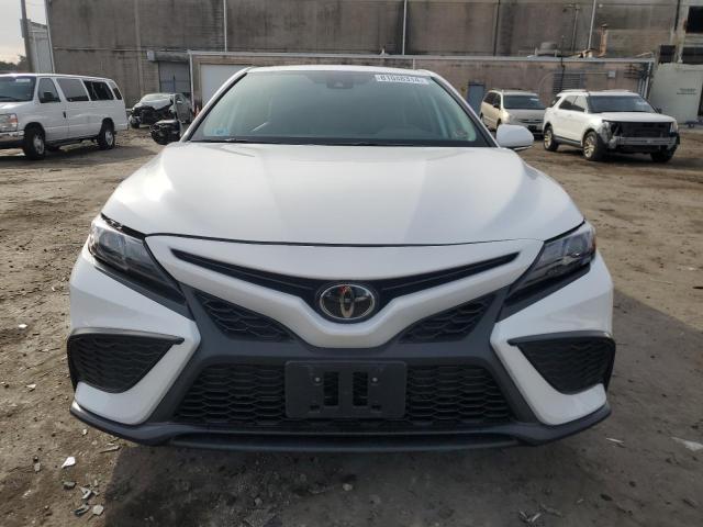  TOYOTA CAMRY 2024 Biały