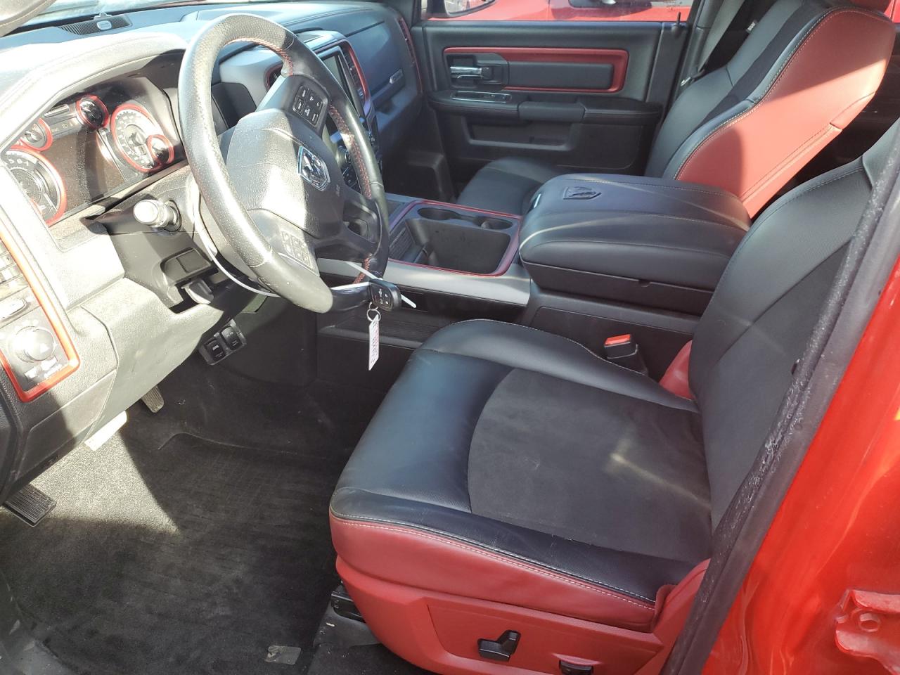 2016 RAM 1500 - Image 7