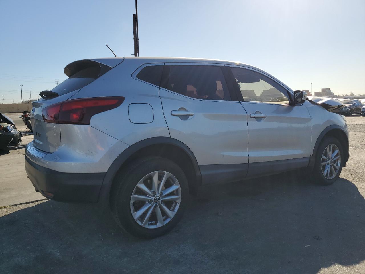 2019 Nissan Rogue - Image 3
