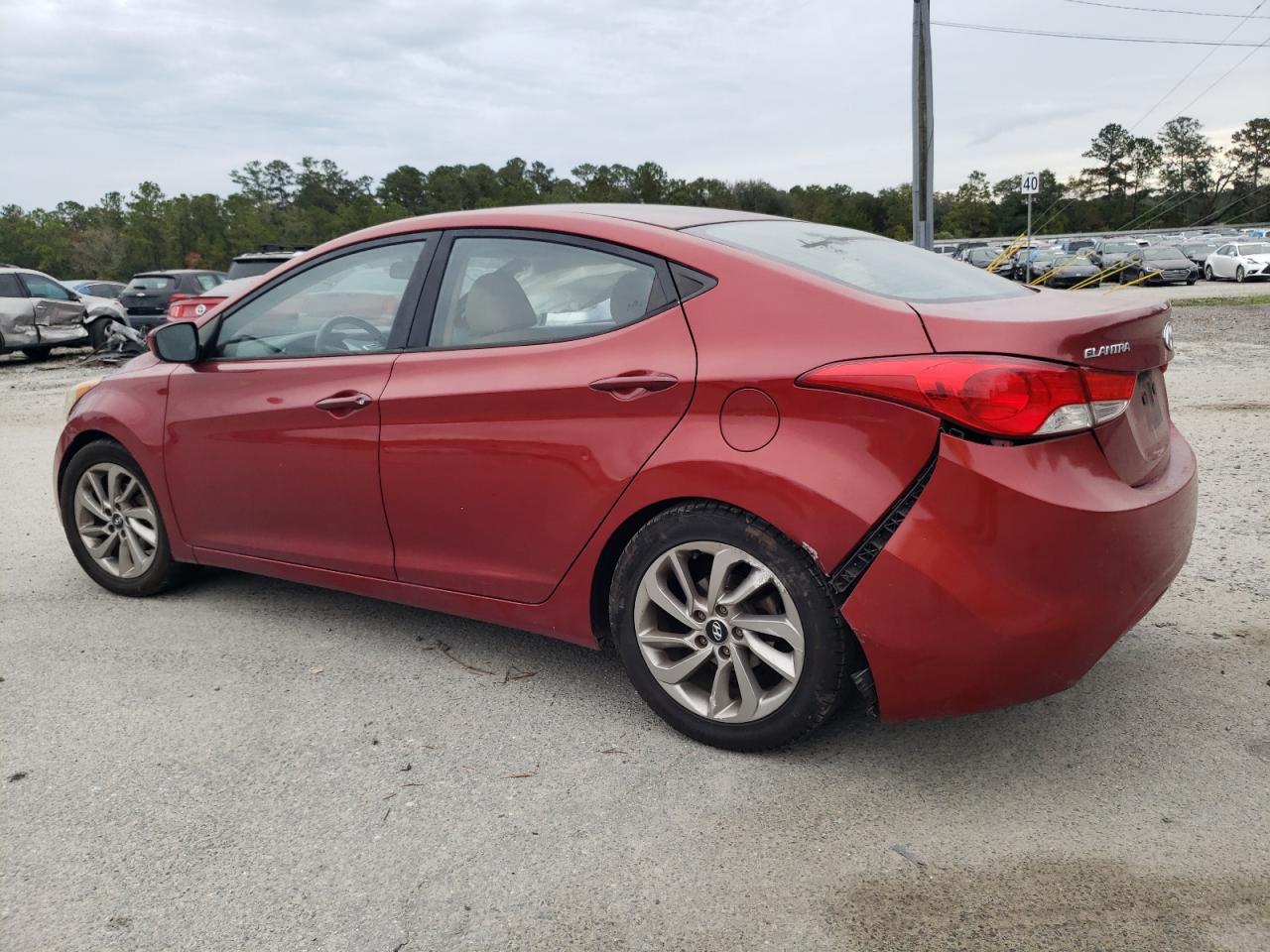 2012 Hyundai Elantra - Image 2