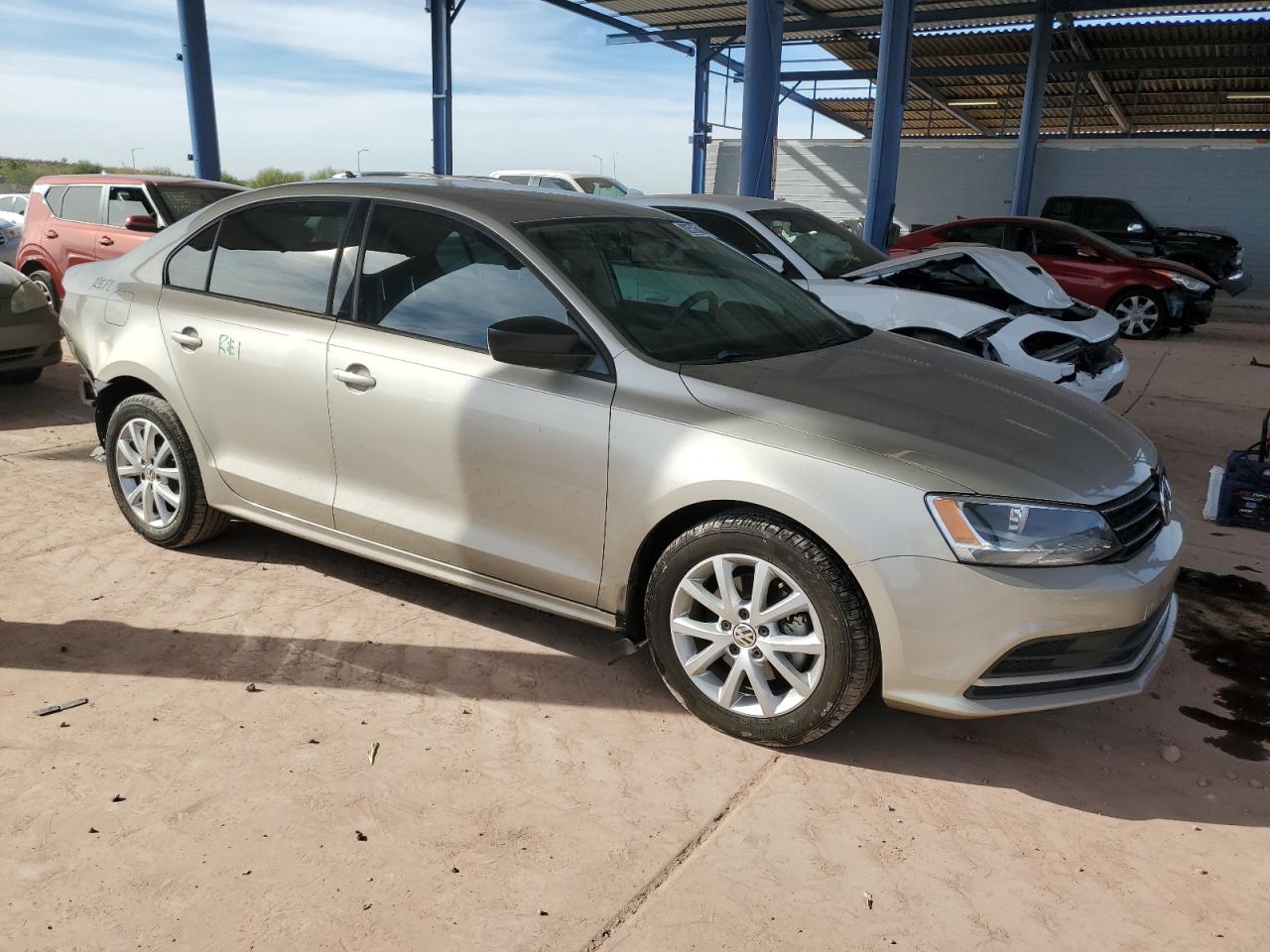 2015 Volkswagen Jetta - Image 4