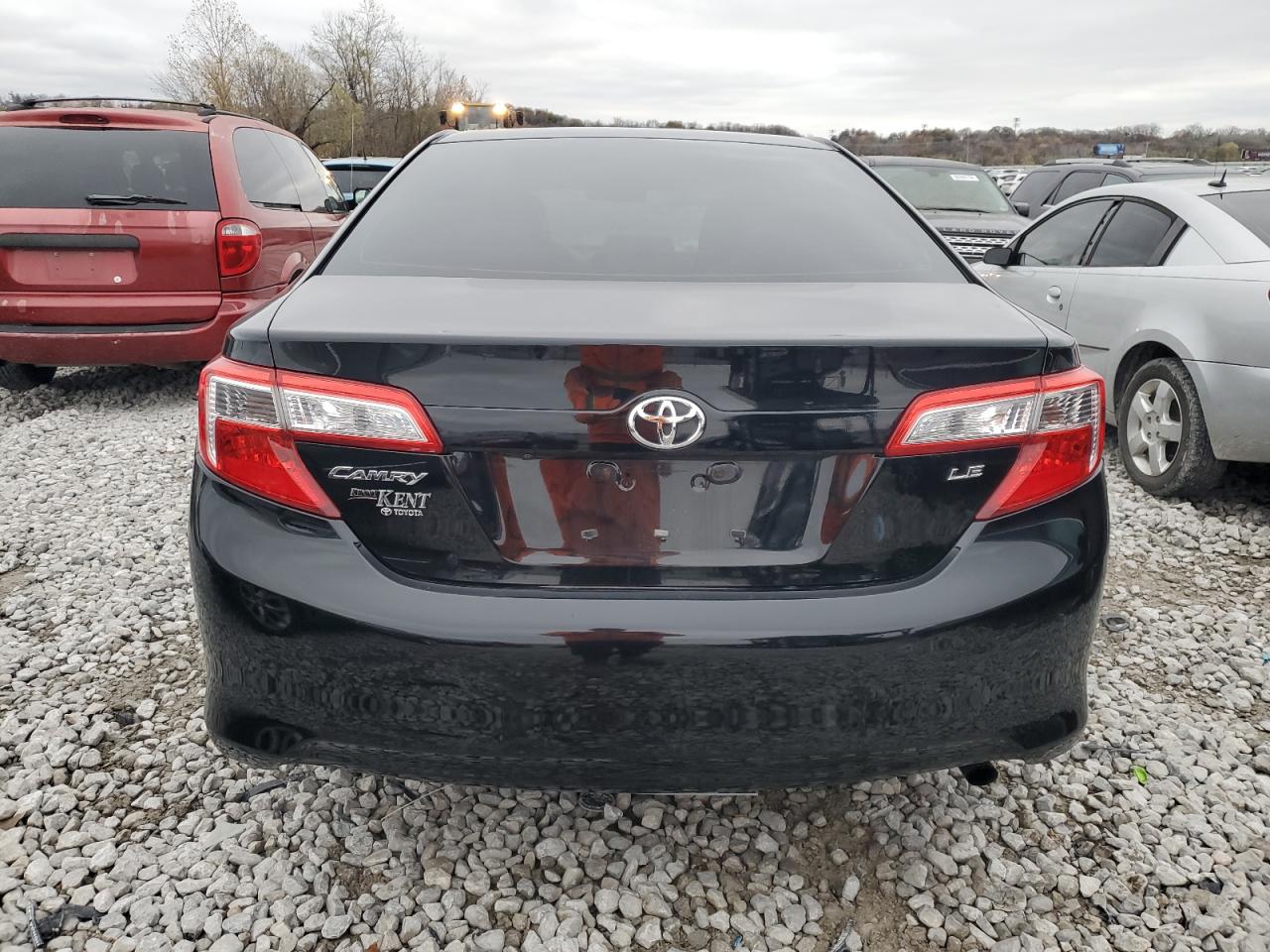 2014 Toyota Camry - Image 6