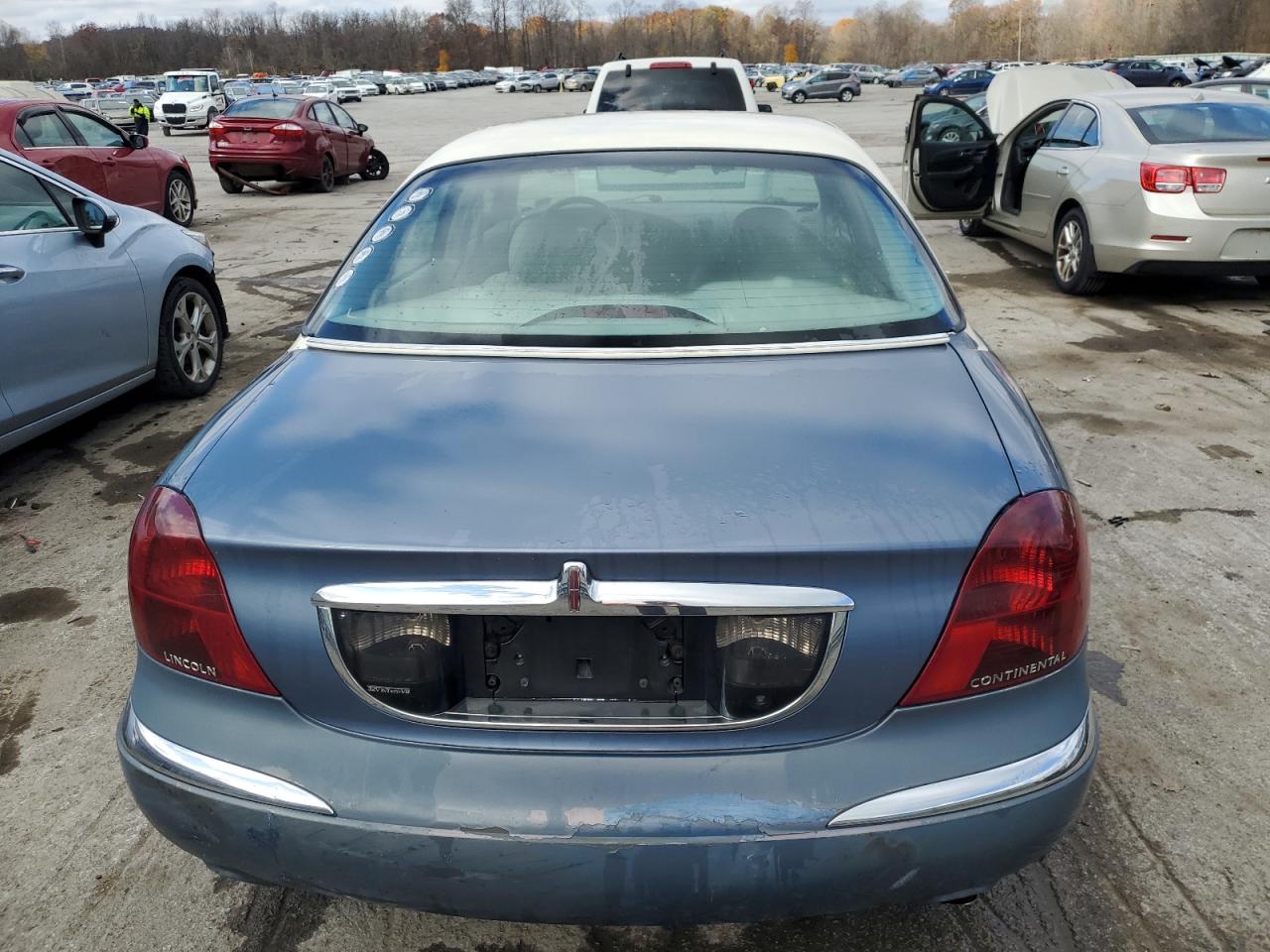 2000 Lincoln Continental VIN: 1LNHM97V5YY807538 Lot: 78899234