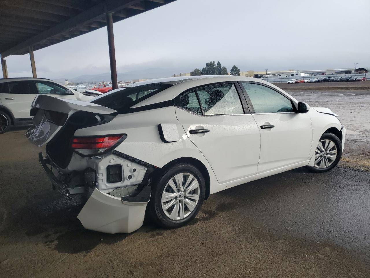 2024 Nissan Sentra - Image 3