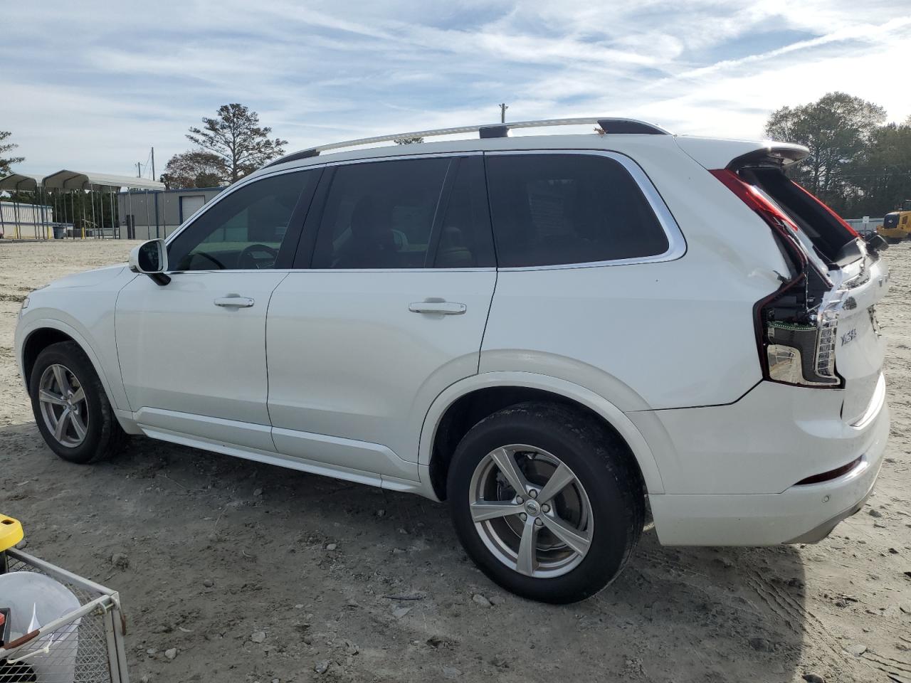 2016 Volvo XC90 - Image 2