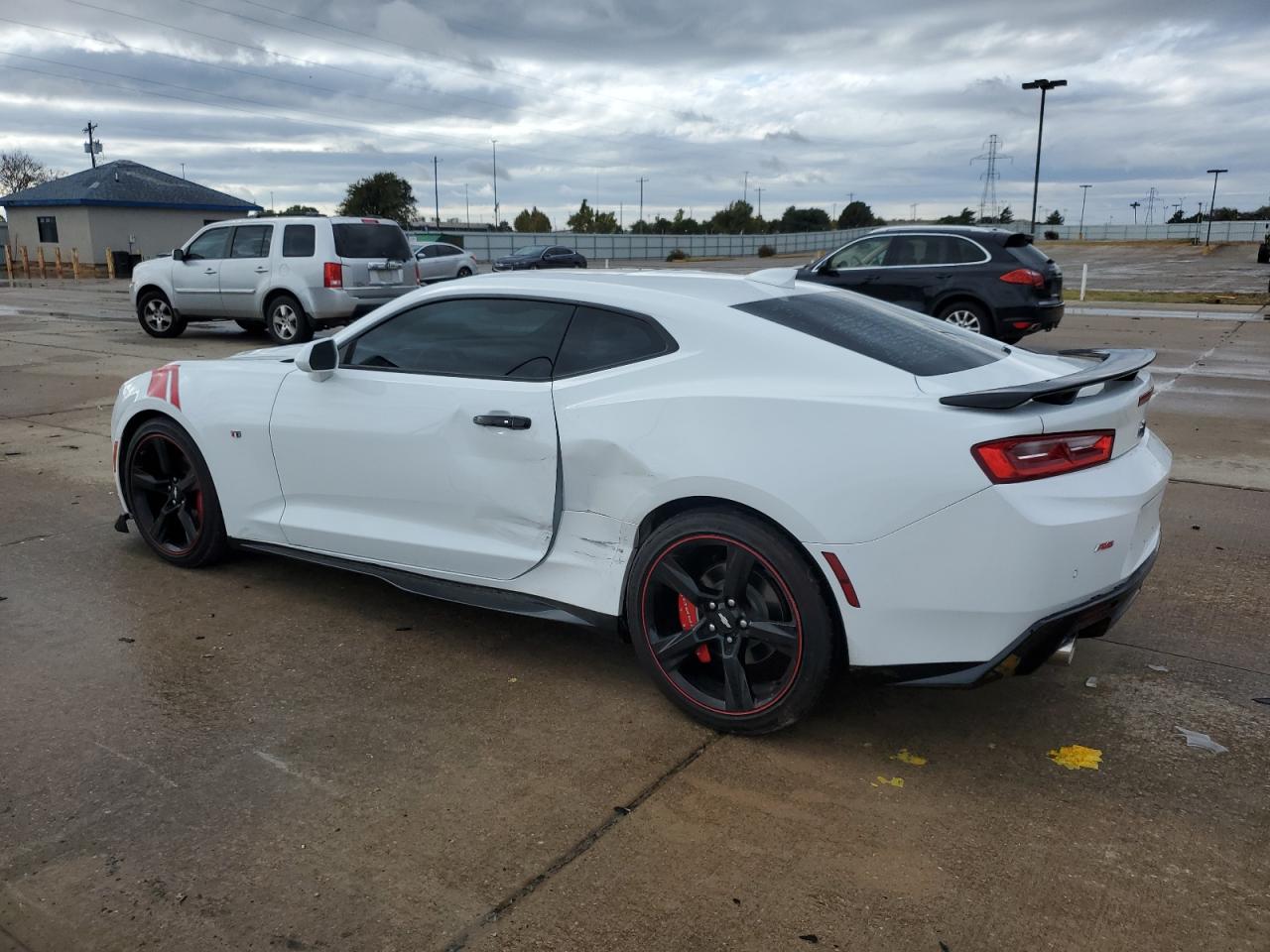 VIN 1G1FD1RS7G0130028 2016 CHEVROLET CAMARO no.2