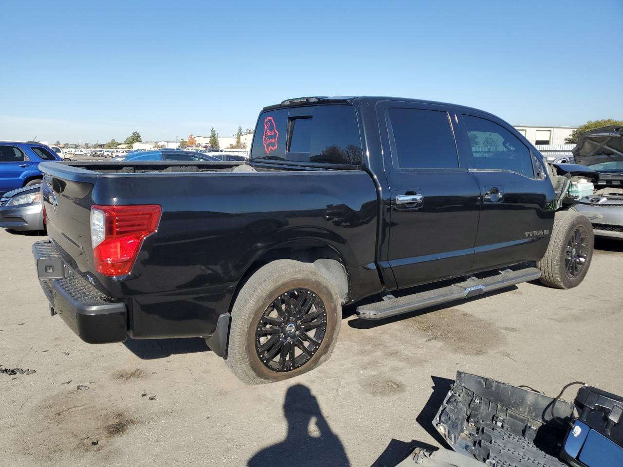 2017 Nissan Titan - Image 3