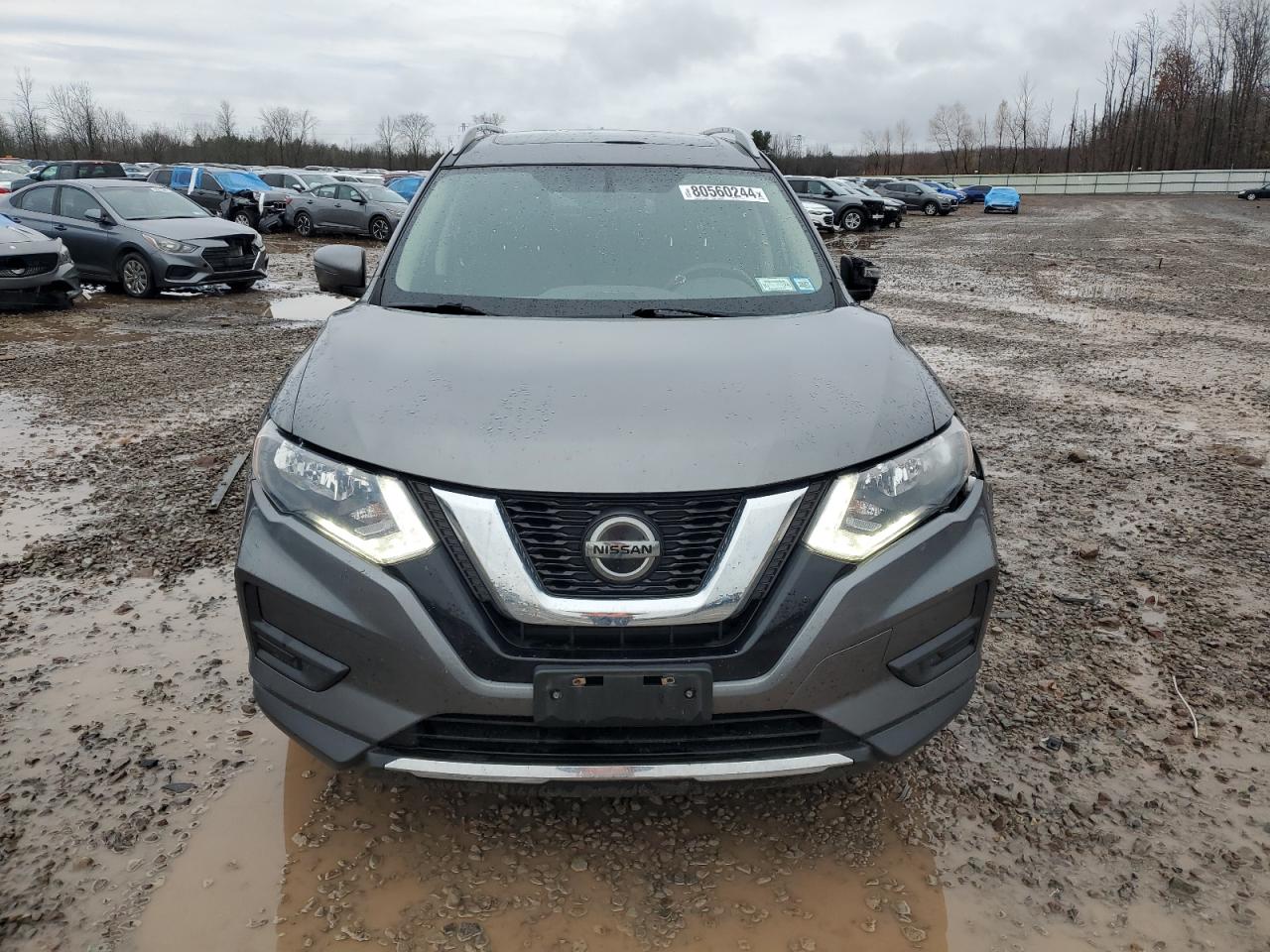 VIN 5N1AT2MVXJC800264 2018 NISSAN ROGUE no.5