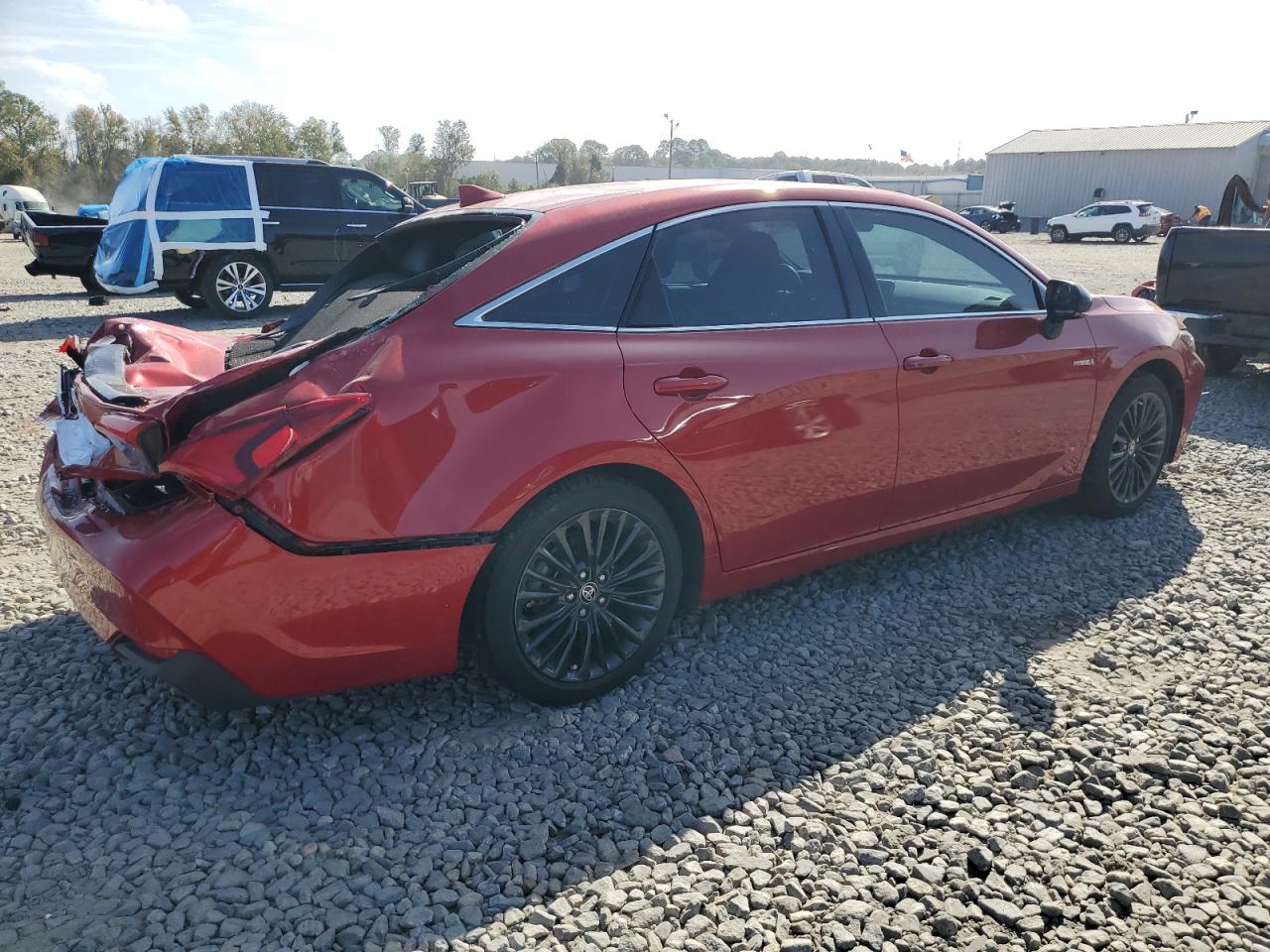 2021 Toyota Avalon - Image 3