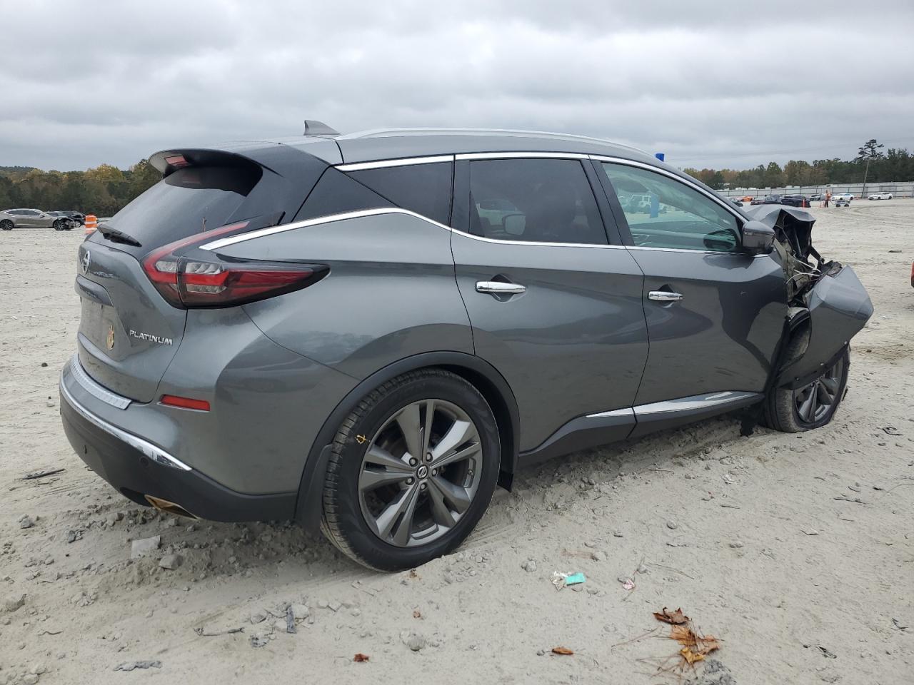 2019 Nissan Murano - Image 3