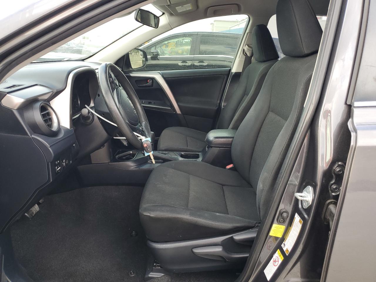 2017 Toyota RAV 4 - Image 7