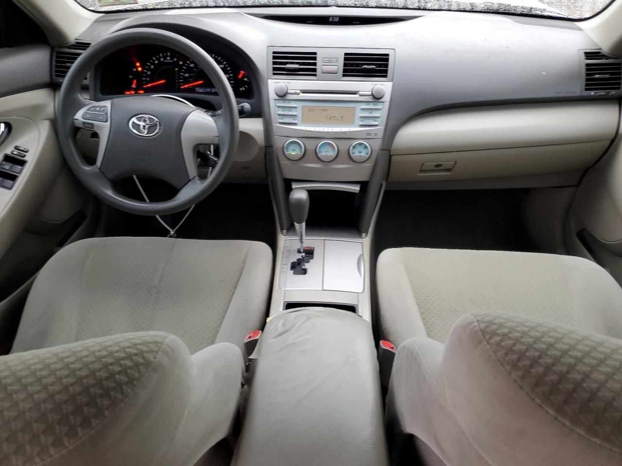 2009 Toyota Camry - Image 8