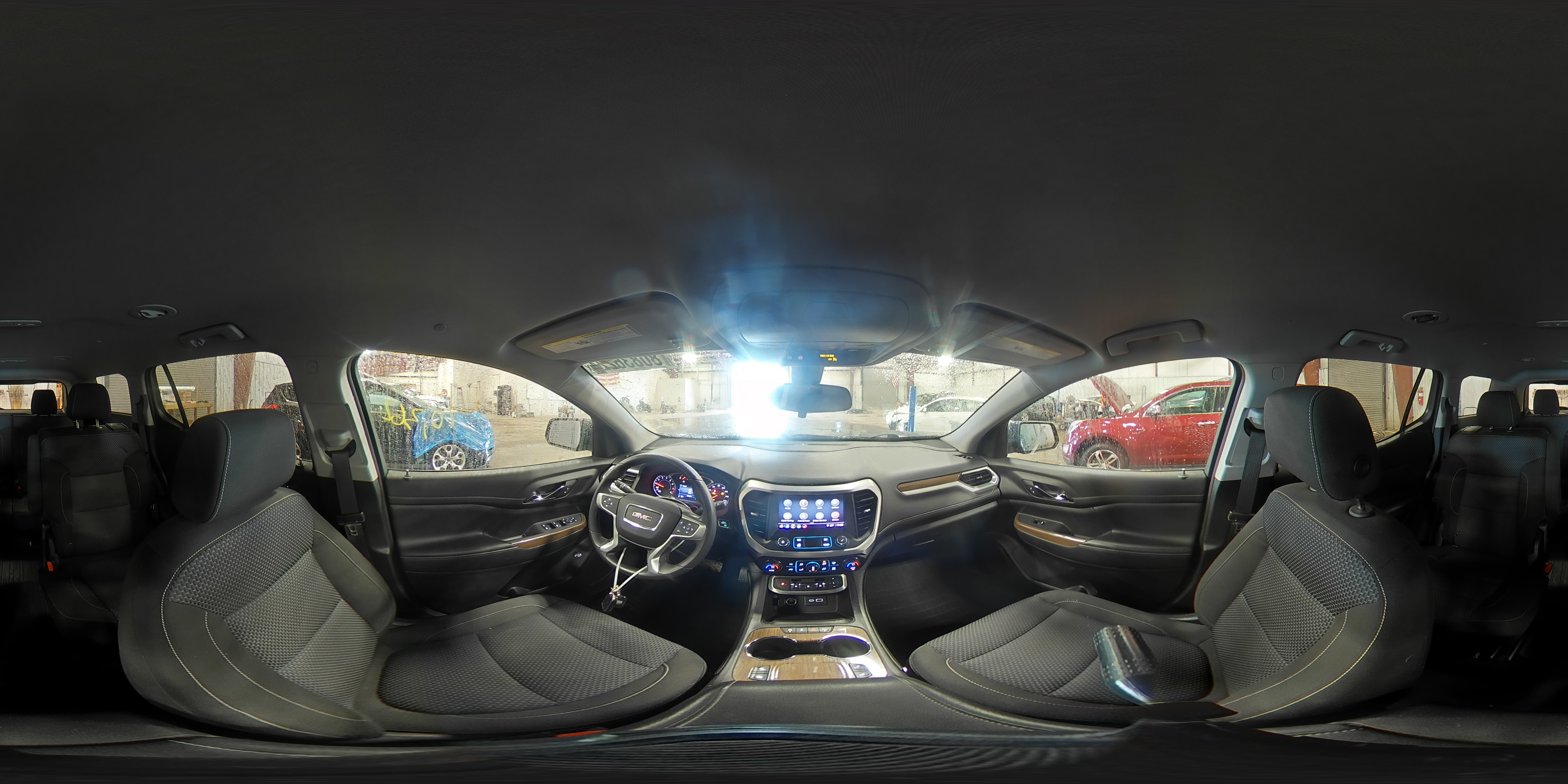 2021 GMC Acadia - Image 15