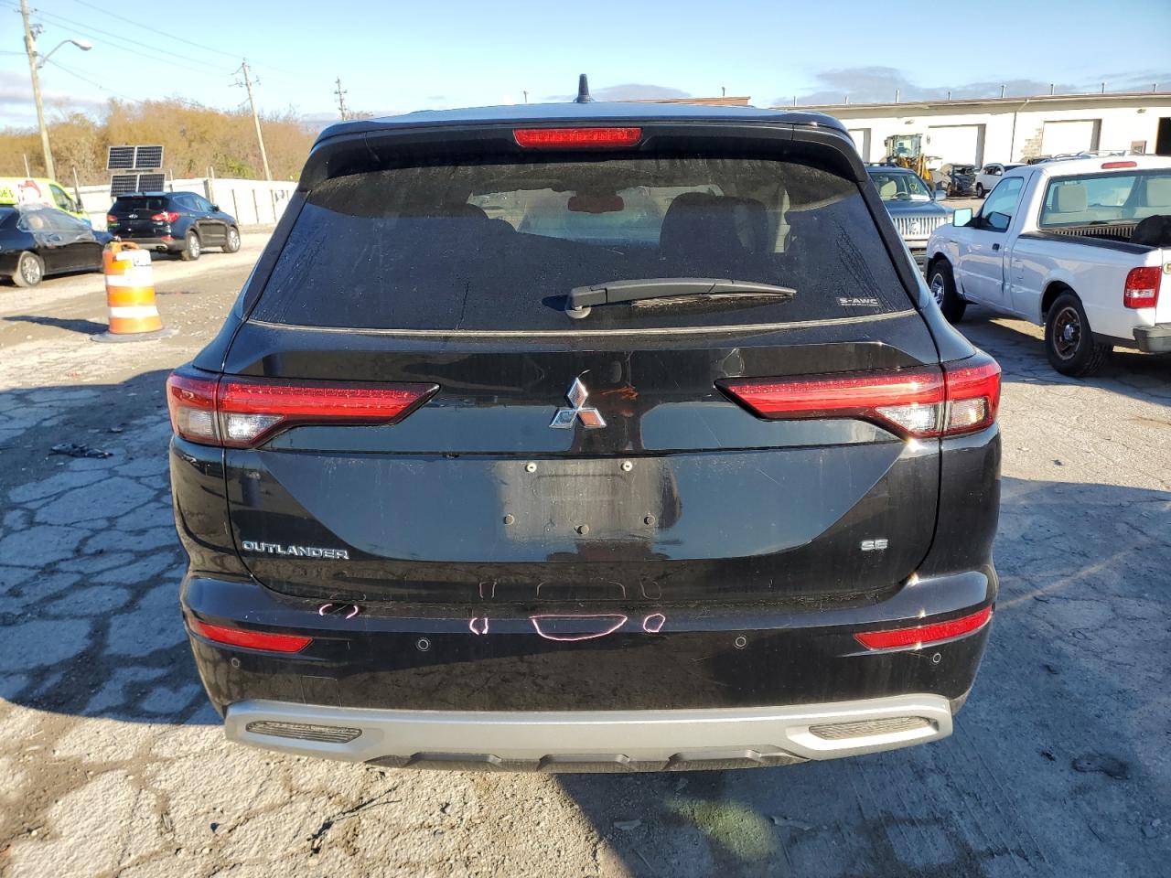 2023 Mitsubishi Outlander Se VIN: JA4J4UA87PZ057459 Lot: 79113944