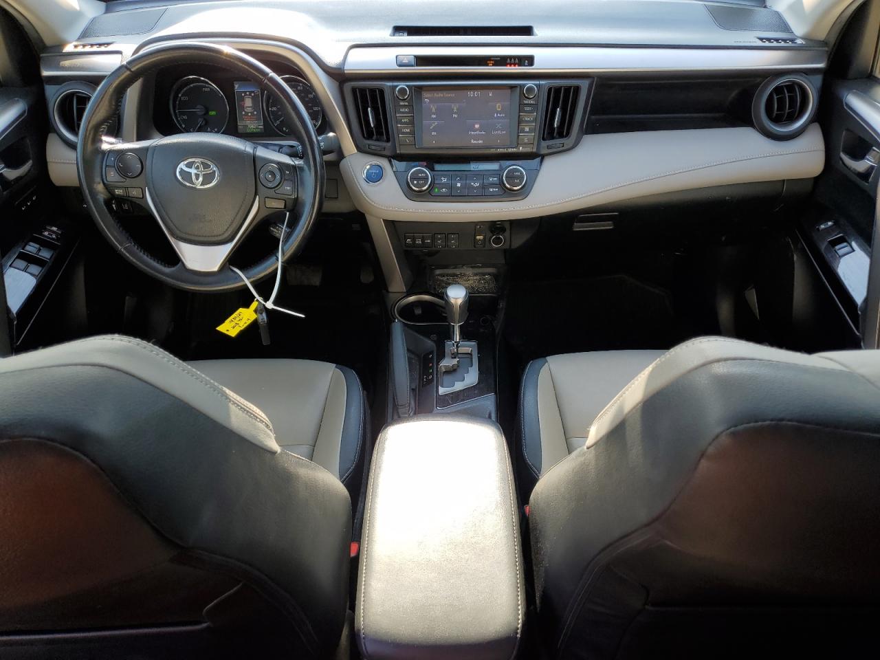 2018 Toyota RAV 4 - Image 8