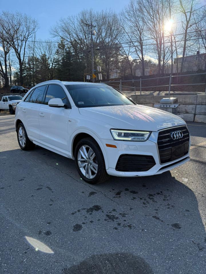 VIN WA1JCCFS0JR028961 2018 AUDI Q3 no.4