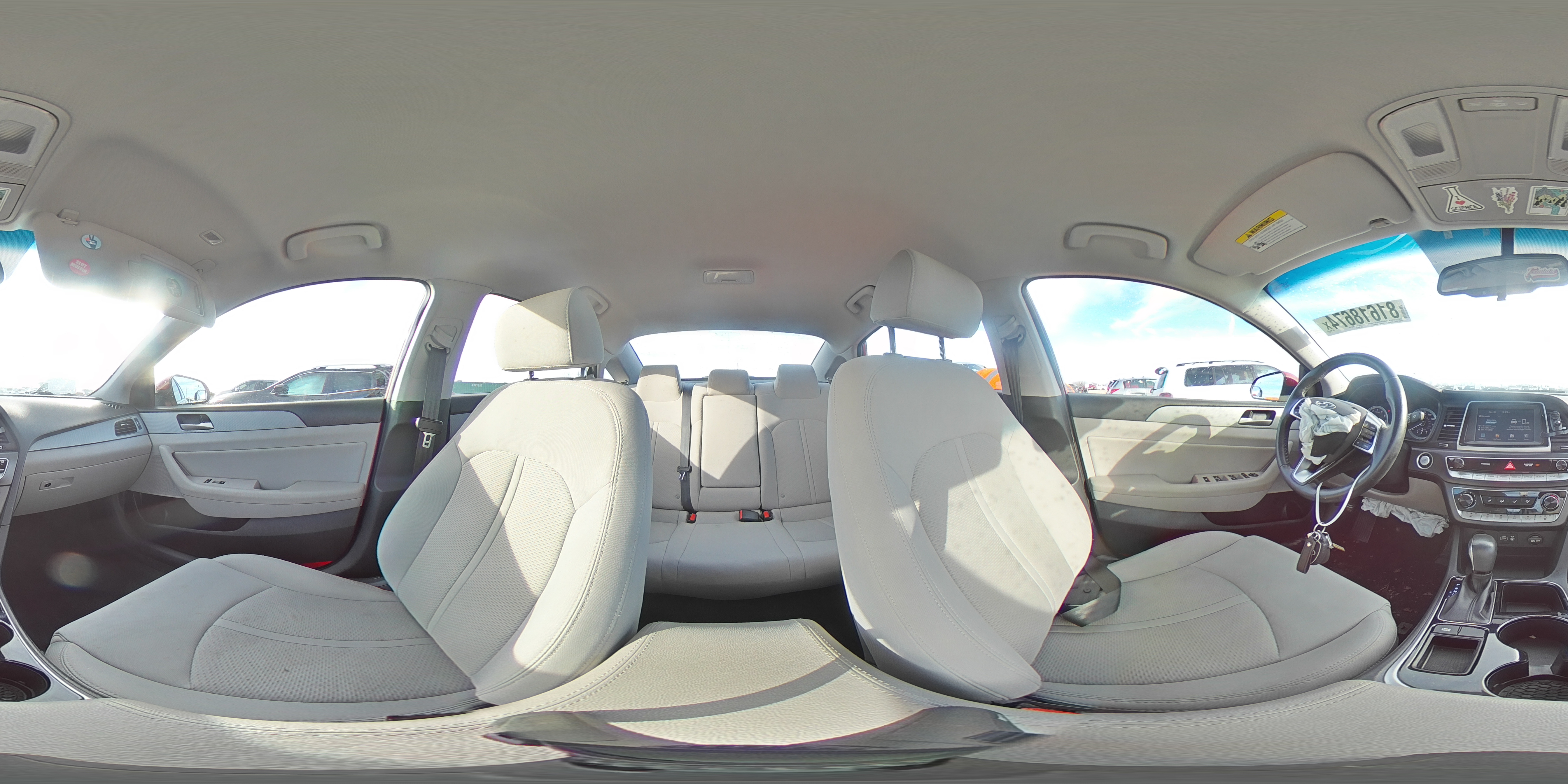 2018 Hyundai Sonata - Image 13