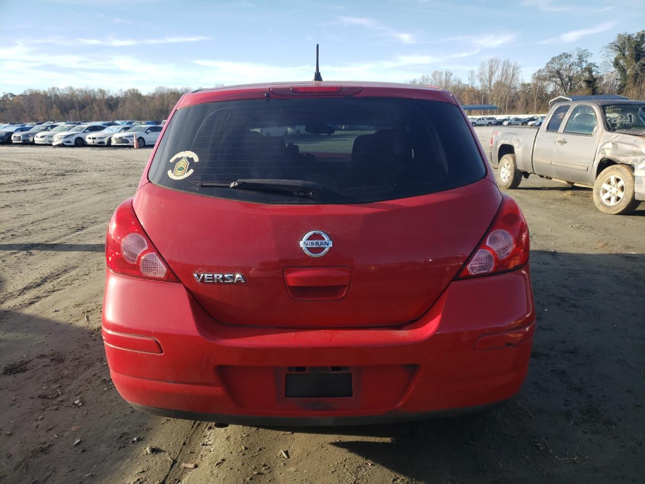 2011 Nissan Versa - Image 6