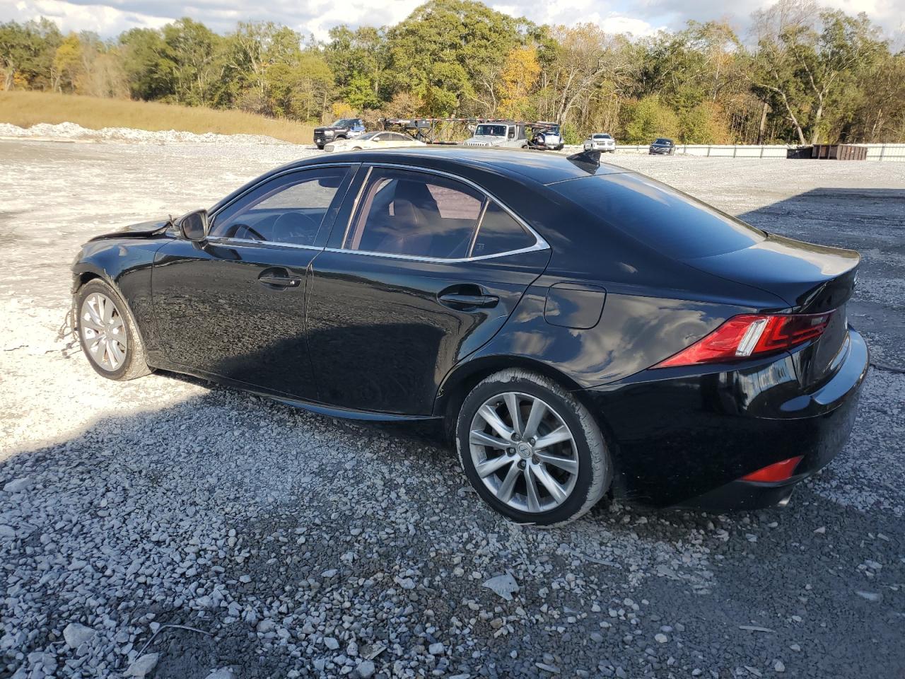 2016 Lexus IS - Image 2