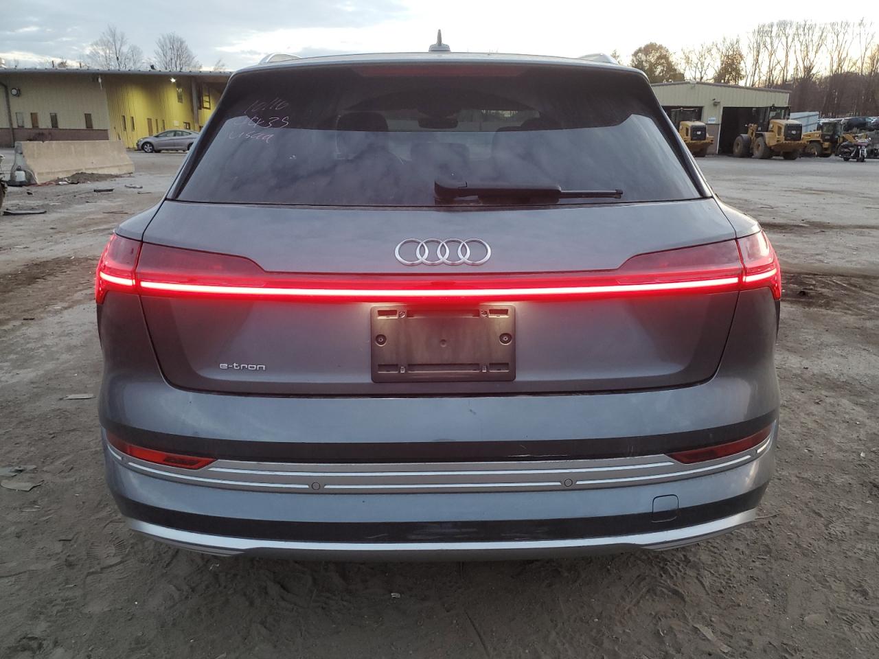 2019 Audi E-Tron Prestige VIN: WA1VAAGE6KB006834 Lot: 79100164