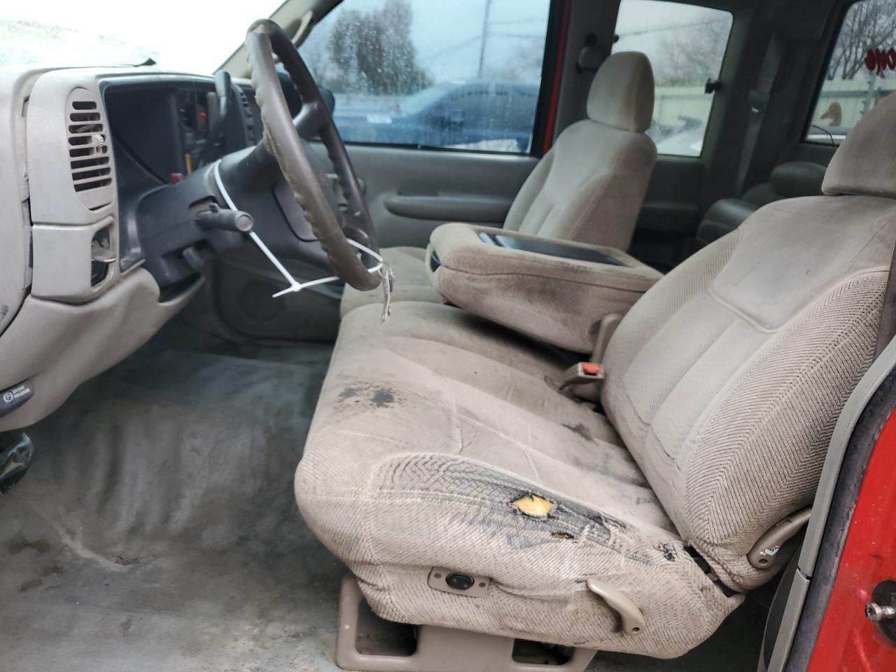 1998 Chevrolet Gmt-400 K1500 VIN: 1GCEK19R8WE252131 Lot: 49138455