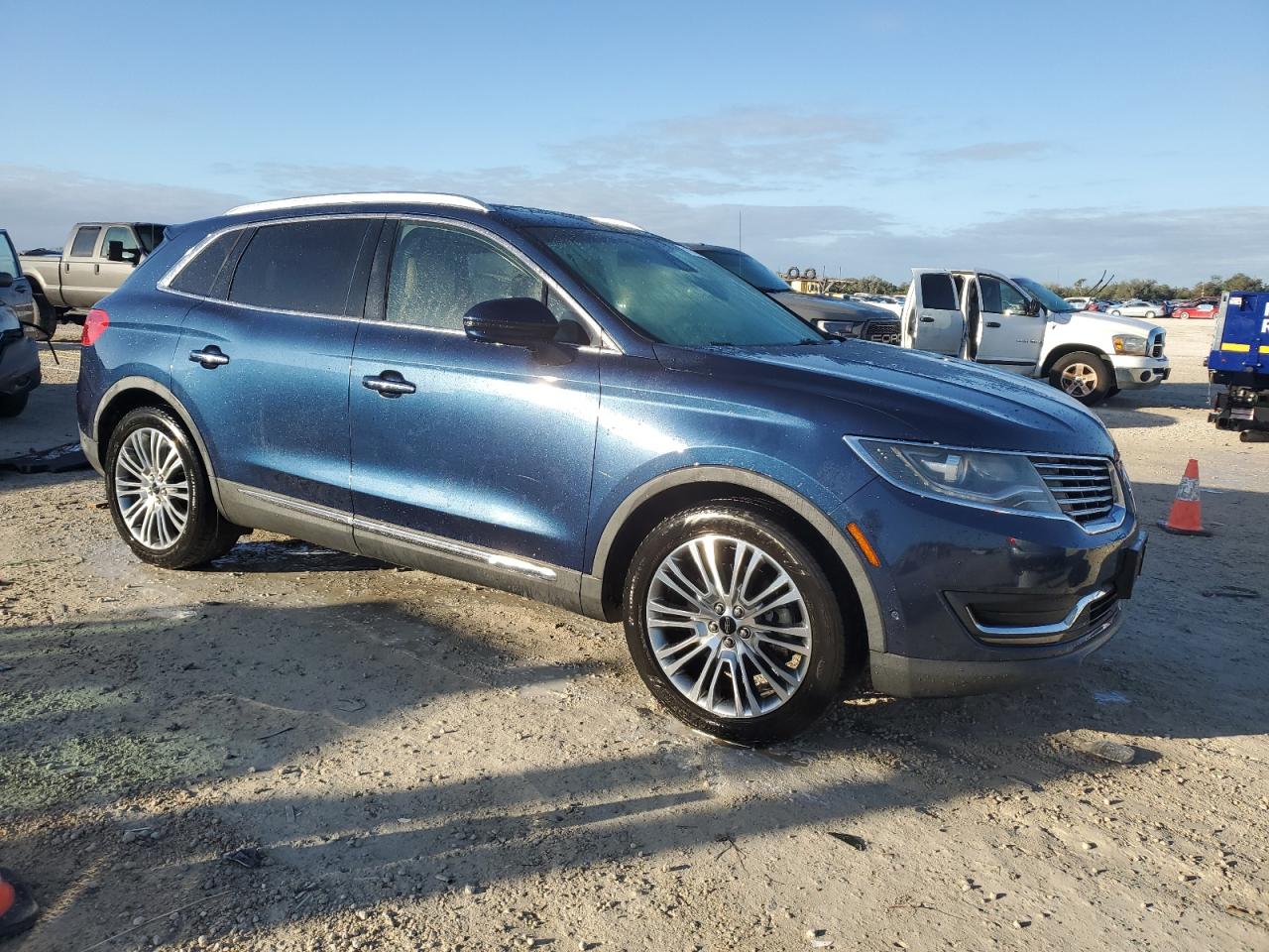 2017 Lincoln MKX - Image 4