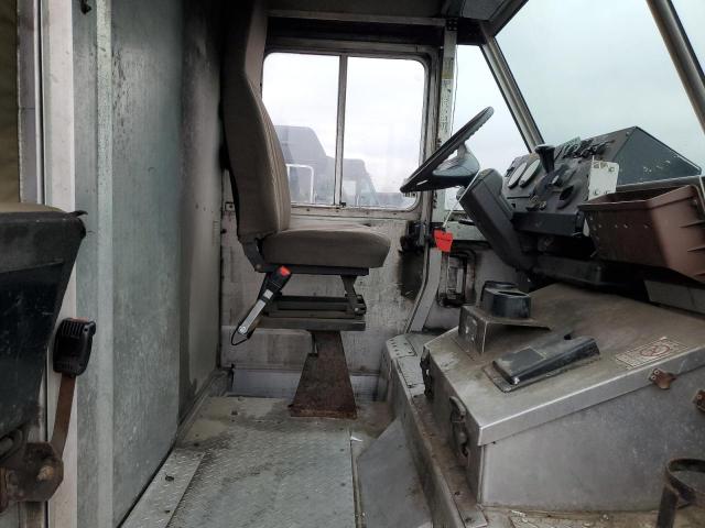 2009 FREIGHTLINER CHASSIS M LINE WALK-IN VAN