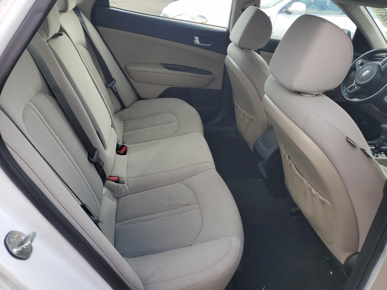 2018 Kia Optima - Image 10