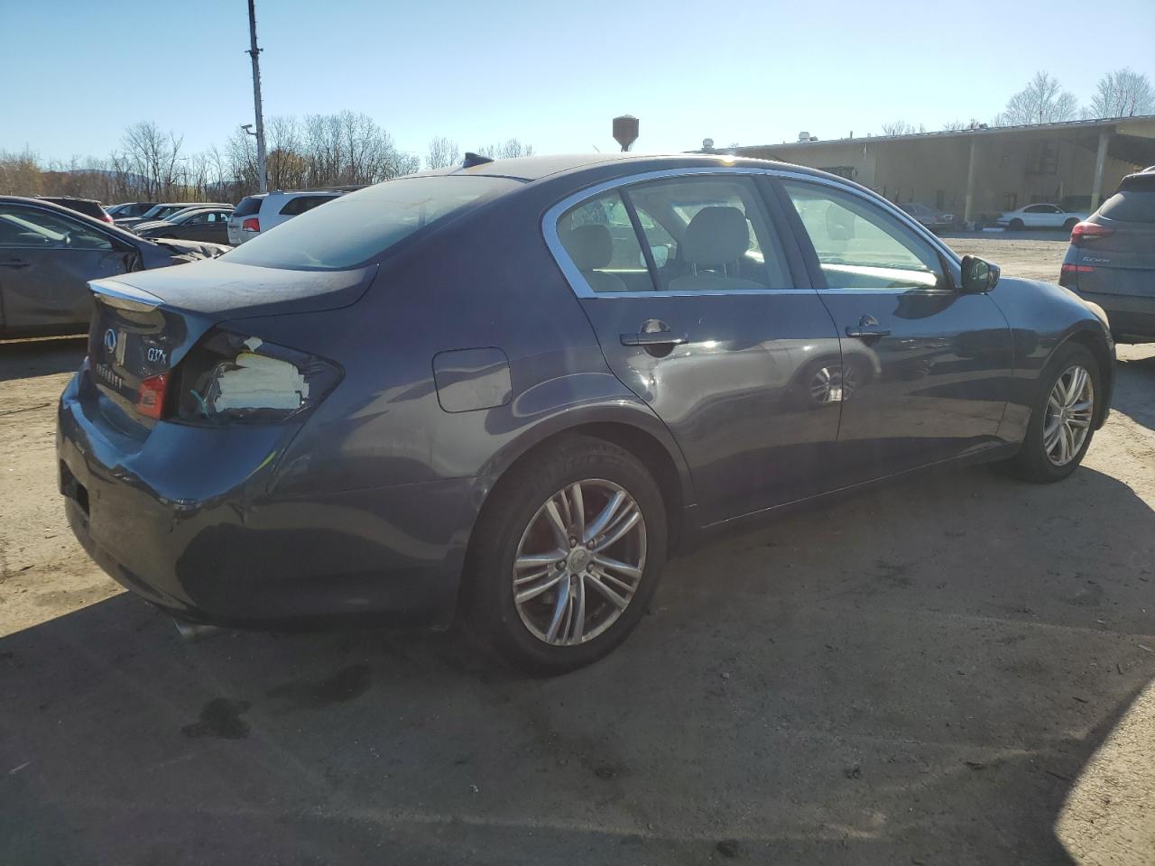 2012 Infiniti G - Image 3