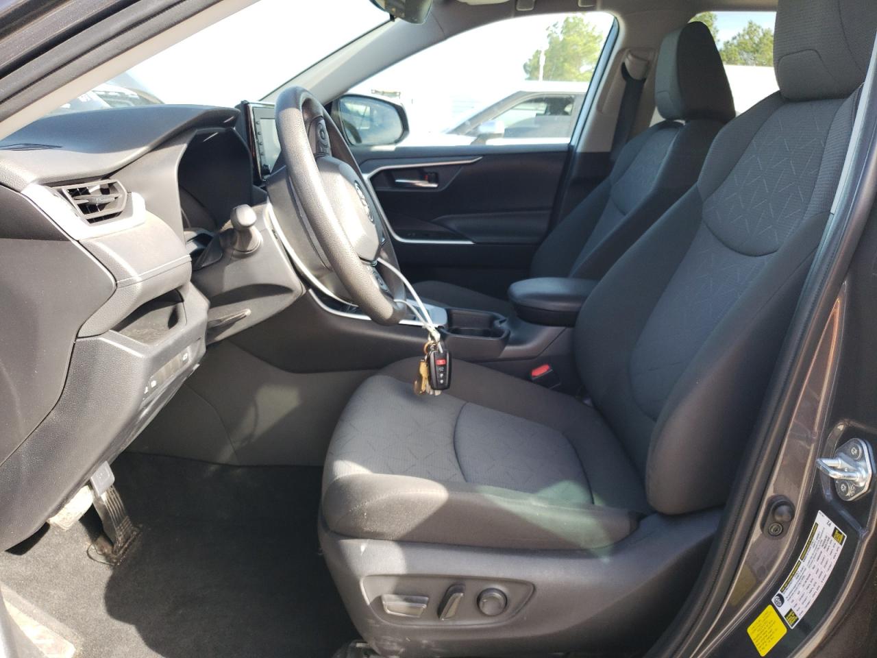 2021 Toyota RAV 4 - Image 7