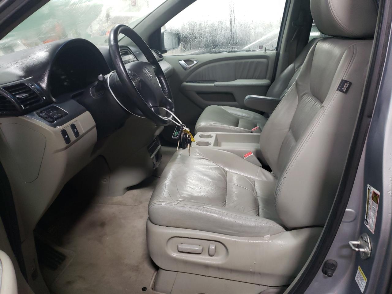 2010 Honda Odyssey - Image 7