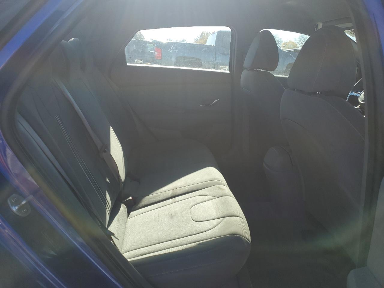2021 Hyundai Elantra - Image 11